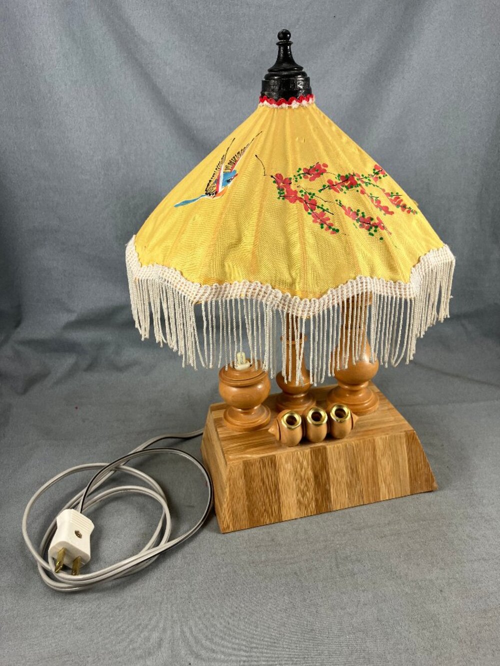 Oriental Parasol Lamp Shade Hand Crafted Accent Lamp On/Off Switch Wood Base